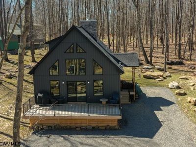 821 Woodbine Dr, Terra Alta, WV, 26764