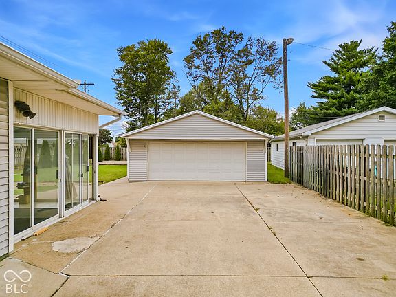 4th image of 490 Coovert St