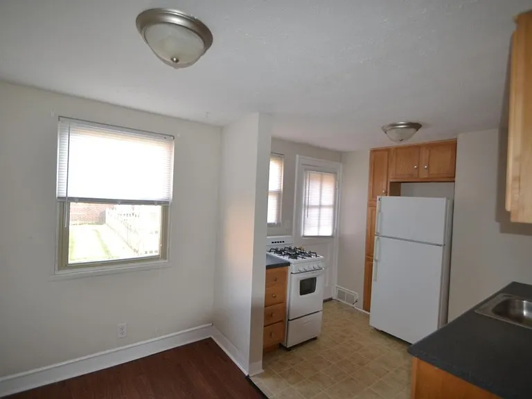 Mulberry Apartments — Photo 7