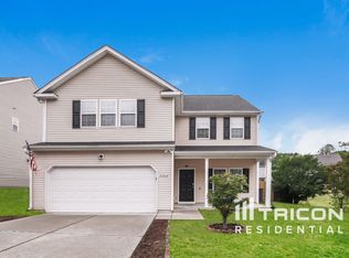 3934 Patriot Ridge Ct, Raleigh, NC 27610