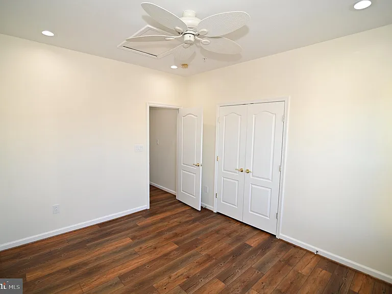 7001 Chaptico Ct — Photo 73