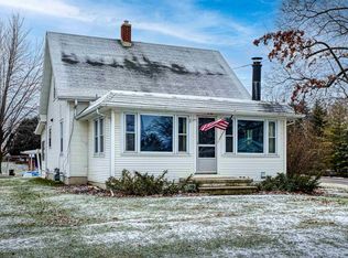 2429 Omro Rd, Oshkosh, WI 54904