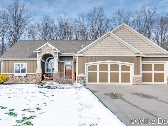 2nd image of 4339 Forest Way
