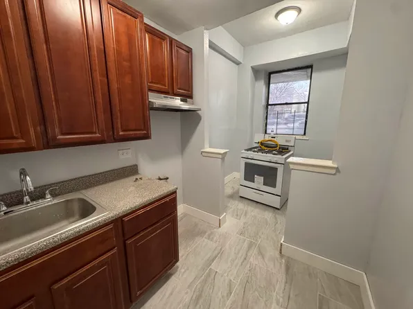 450 Rockaway Parkway image 6 of 10