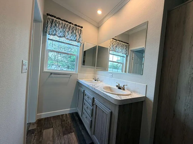 3447 SW 50th Ln #E-12 — Photo 13