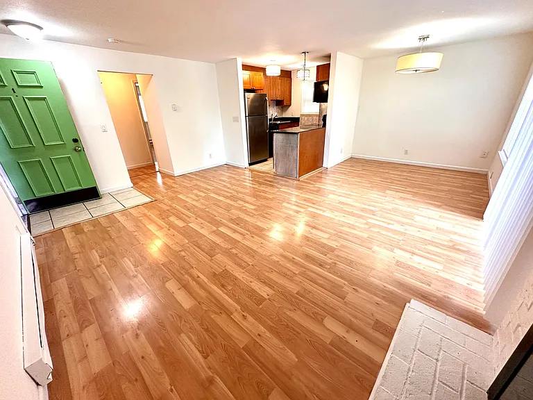 10016 NE 117th Ct #1 — Photo 3