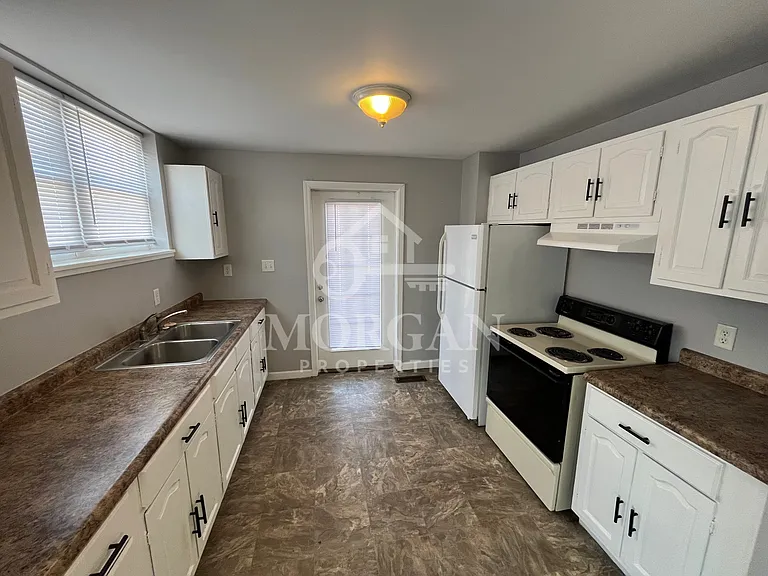 1317 Main St #A — Photo 3
