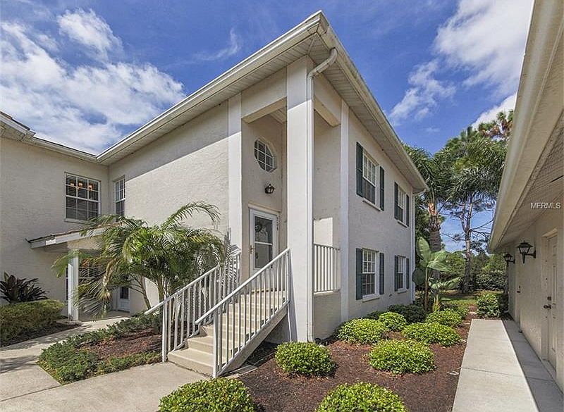 1st image of 901 Addington Ct Unit 204