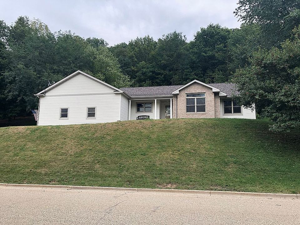 1st image of 725 Leona Ave