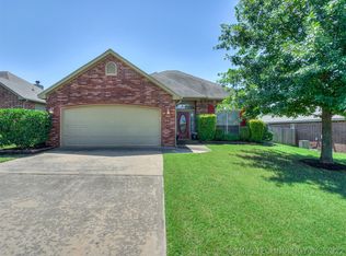 1516 W 117th St, Jenks, OK 74037