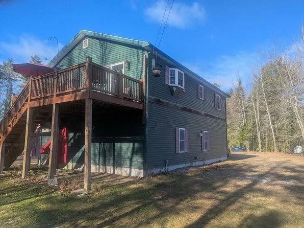 15 Hesseltine Way, Milford, ME 04461