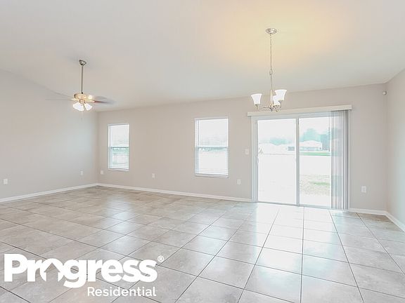 5th image of 12222 Crossfield Dr
