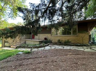 2631 N Maple Rd, Ann Arbor, MI 48103
