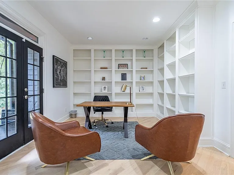 1219 Moores Mill Rd NW — Photo 12