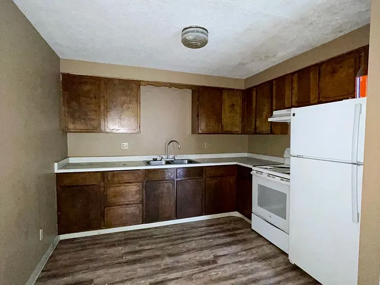 Park Place South LLC — Photo 9