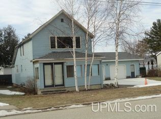1309 Lake St, Munising, MI 49862