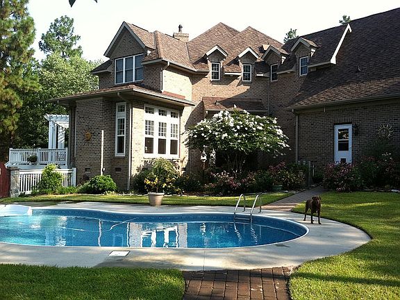 Heated salt water pool