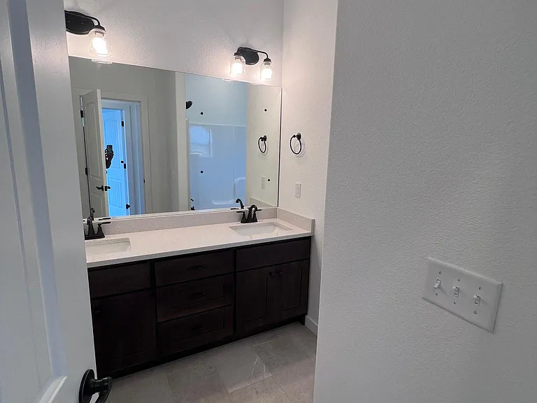 441 Willow Dr — Photo 11