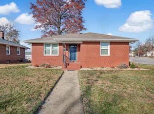 604 Tipton Ave, Wood River, IL 62095