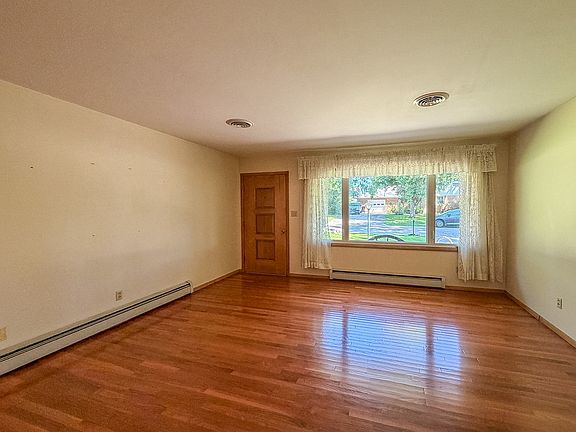 5th image of 1348 Briarcliff Dr