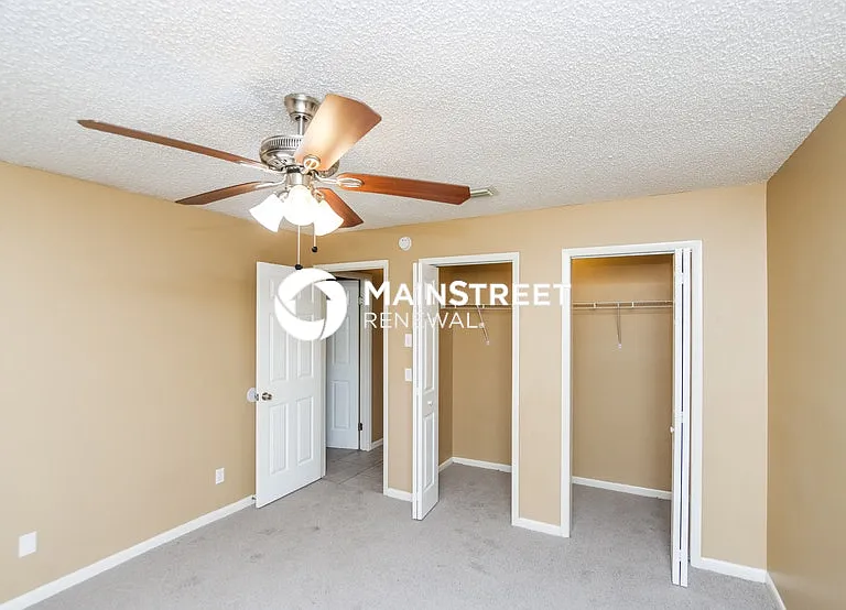 318 Breakwater Ter — Photo 10