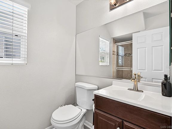 4th image of 11561 Creekstone Ln