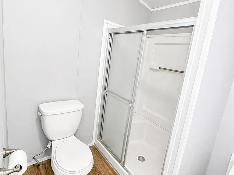 33114 McKinley Cir — Photo 9