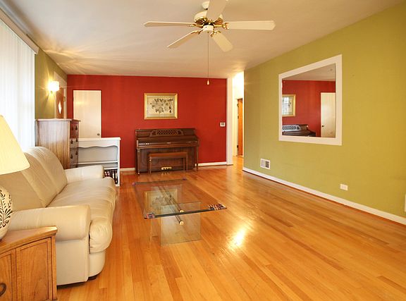 4th image of 5020 Lee St