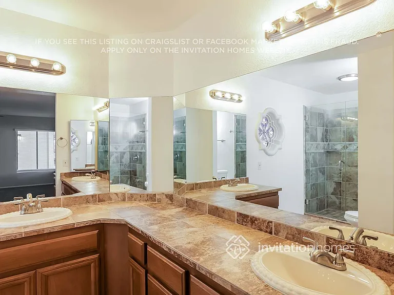 415 W Grandview Rd — Photo 13
