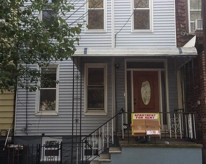 27 Hopkins Ave #1 — Photo 1