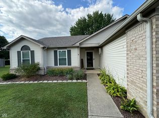 217 Pineview Dr, Mooresville, IN