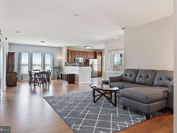 4th image of 8435 Peace Lily Ct APT 313