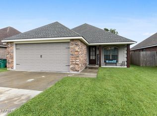 130 Rue Village Rd, Maurice, LA 70555