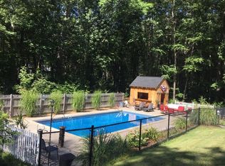 27 Dahl Rd, Merrimack, NH 03054