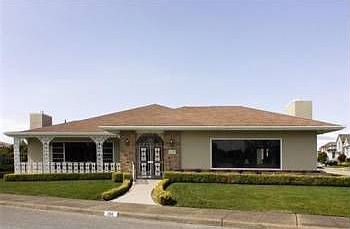 1st image of 290 Gellert Dr