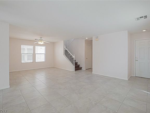 3rd image of 9557 Colorado Blue St