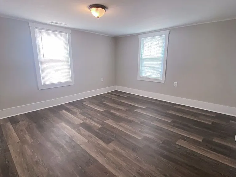 2113 Angier Ave — Photo 7