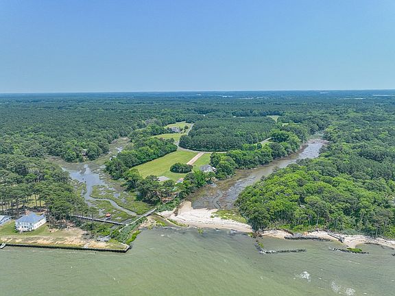3rd image of 5381 Peaceful Lakes Dr