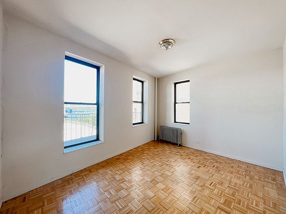 2nd image of 120 Haven Ave APT 16