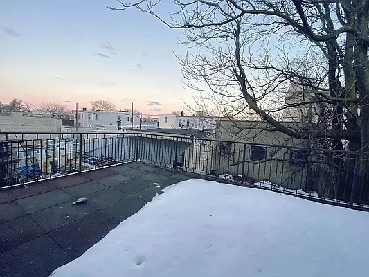 Rented by Brooklyn Group | media 47