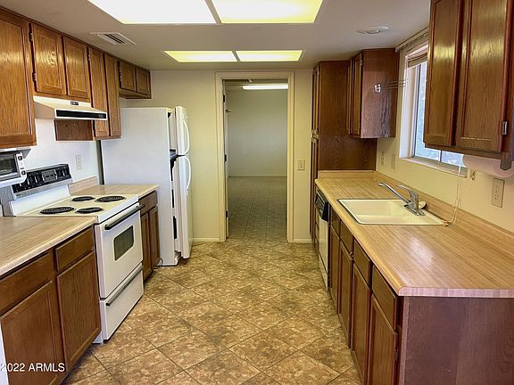 4th image of 17003 N 126th Ave