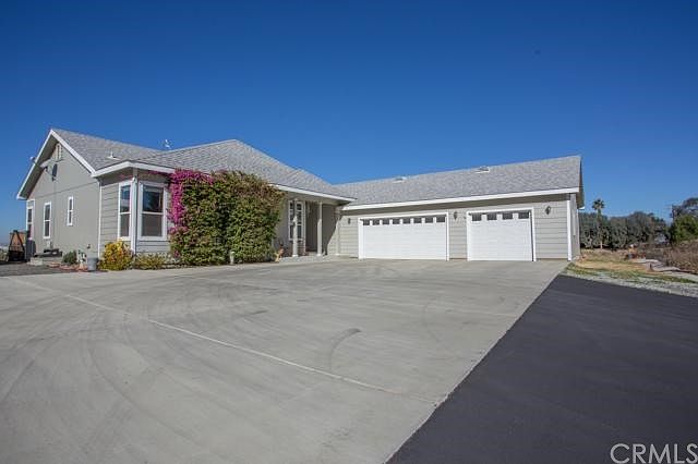 1st image of 42175 Rockview Dr