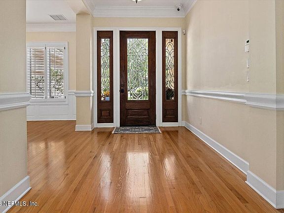3rd image of 6708 LINFORD Lane