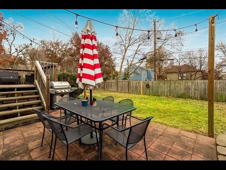 6641 Cherry St — Photo 17