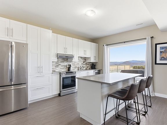 3rd image of 2244 Crosshill Dr