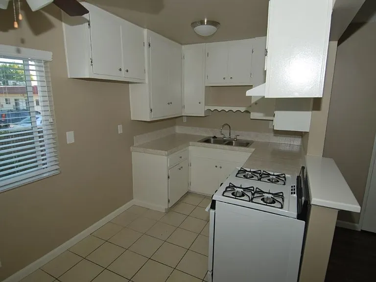 141 N Idaho St — Photo 8