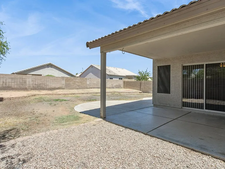 1556 N Rockwell Ct — Photo 27