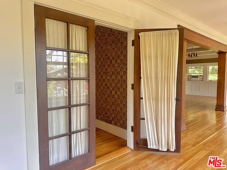 2216 Meade Pl — Photo 21