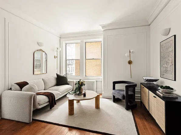 370 Riverside Dr APT 4C, New York, NY 10025