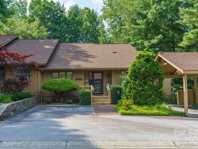 501 Red Oak Dr, Hendersonville, NC, 28791